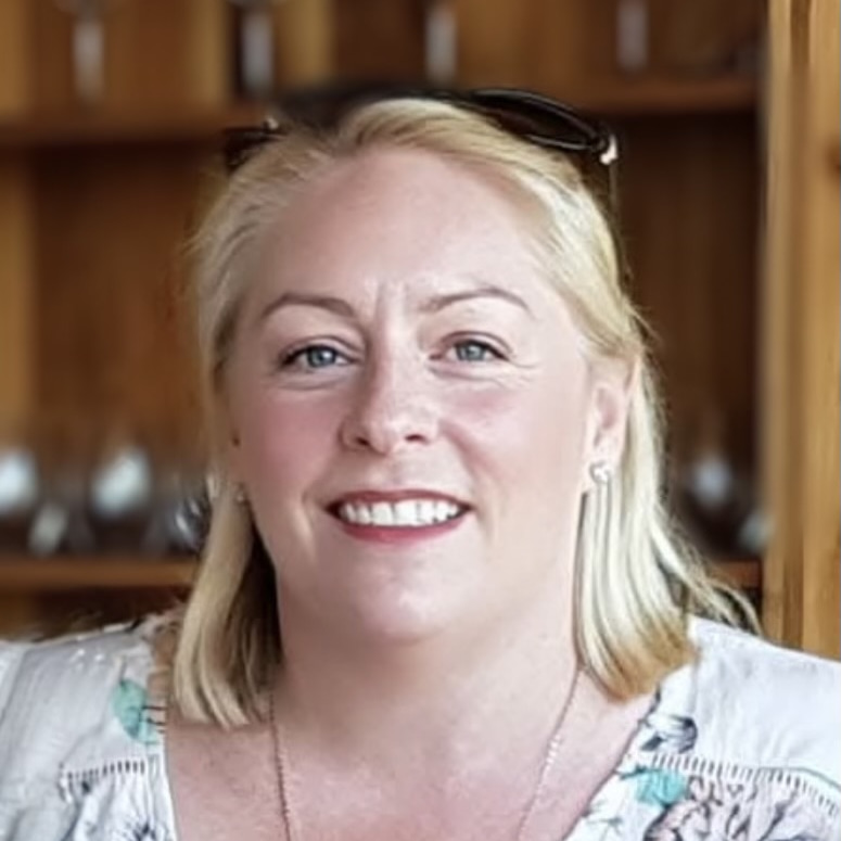Amy Markovs